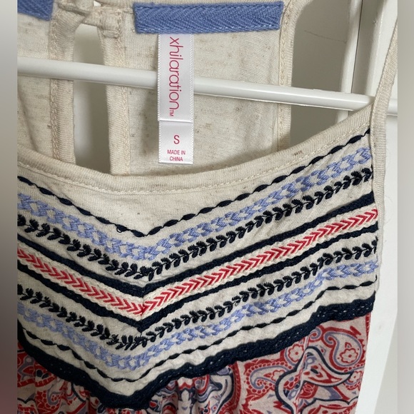 Small Xhilaration Patterned Tank Top - Picture 3 of 4